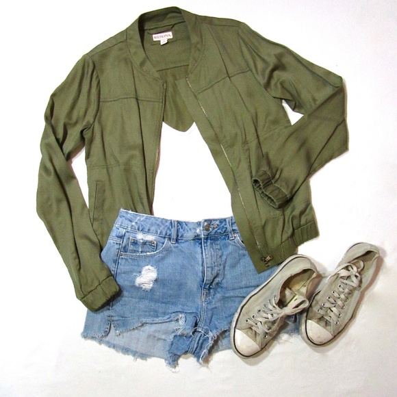 BOMBER JACKET//OLIVE GREEN - Picture 3 of 8